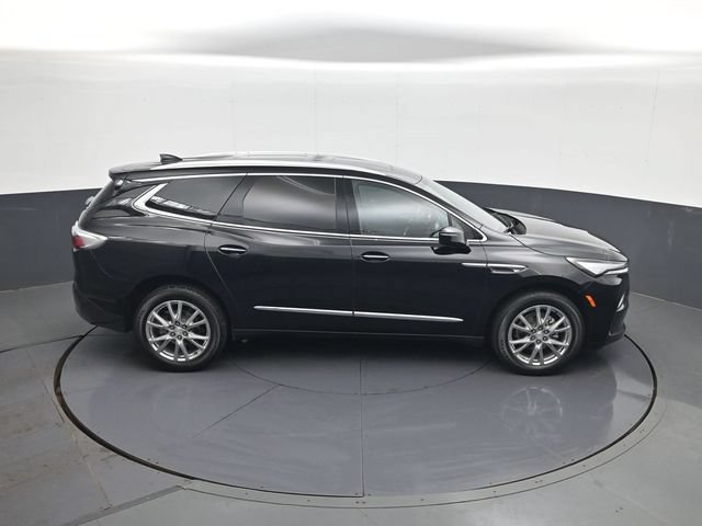 Used 2022 Buick Enclave Premium w/ Experience Buick Package FWD image 17