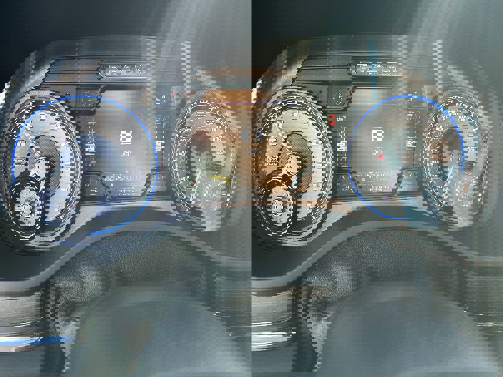 Used 2022 RAM 1500 Limited image 12