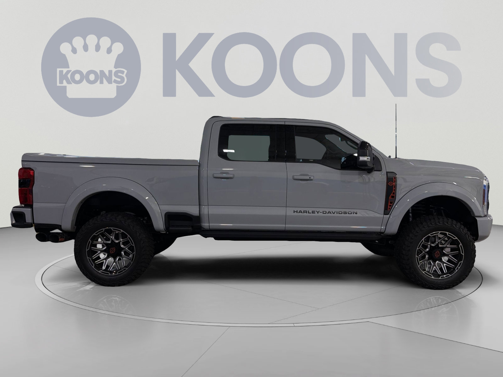 Used 2026 Ford F250 Lariat w/ Black Appearance Package AWD/4WD image 8