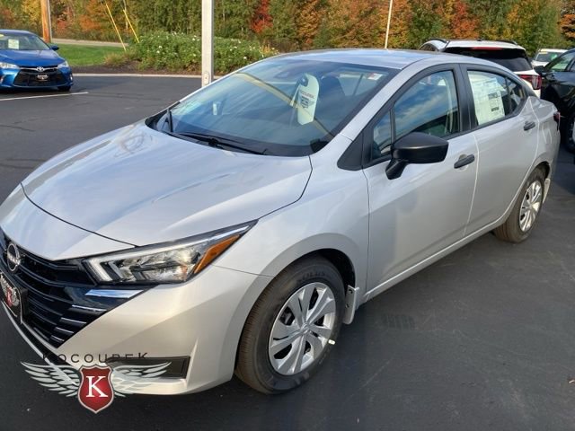 New 2025 Nissan Versa S w/ Trunk Package