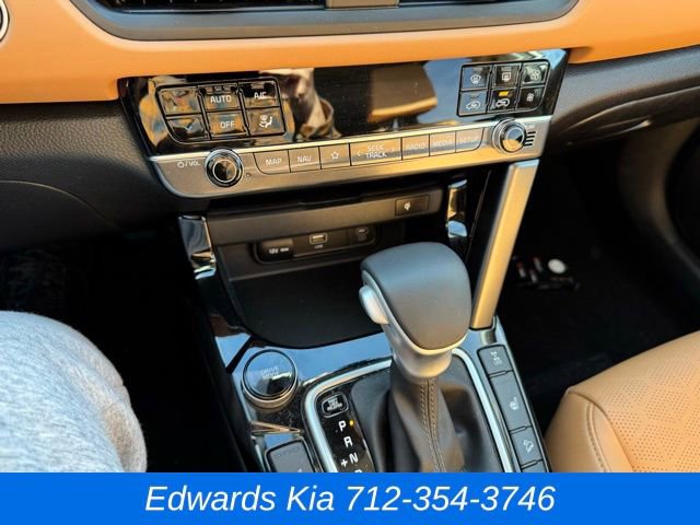 Used 2024 Kia Seltos EX image 27