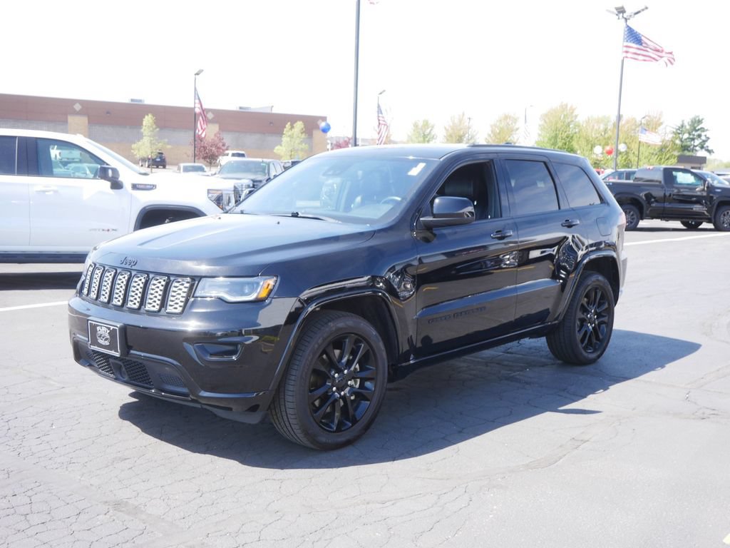 Used 2021 Jeep Grand Cherokee Laredo X AWD/4WD image 7