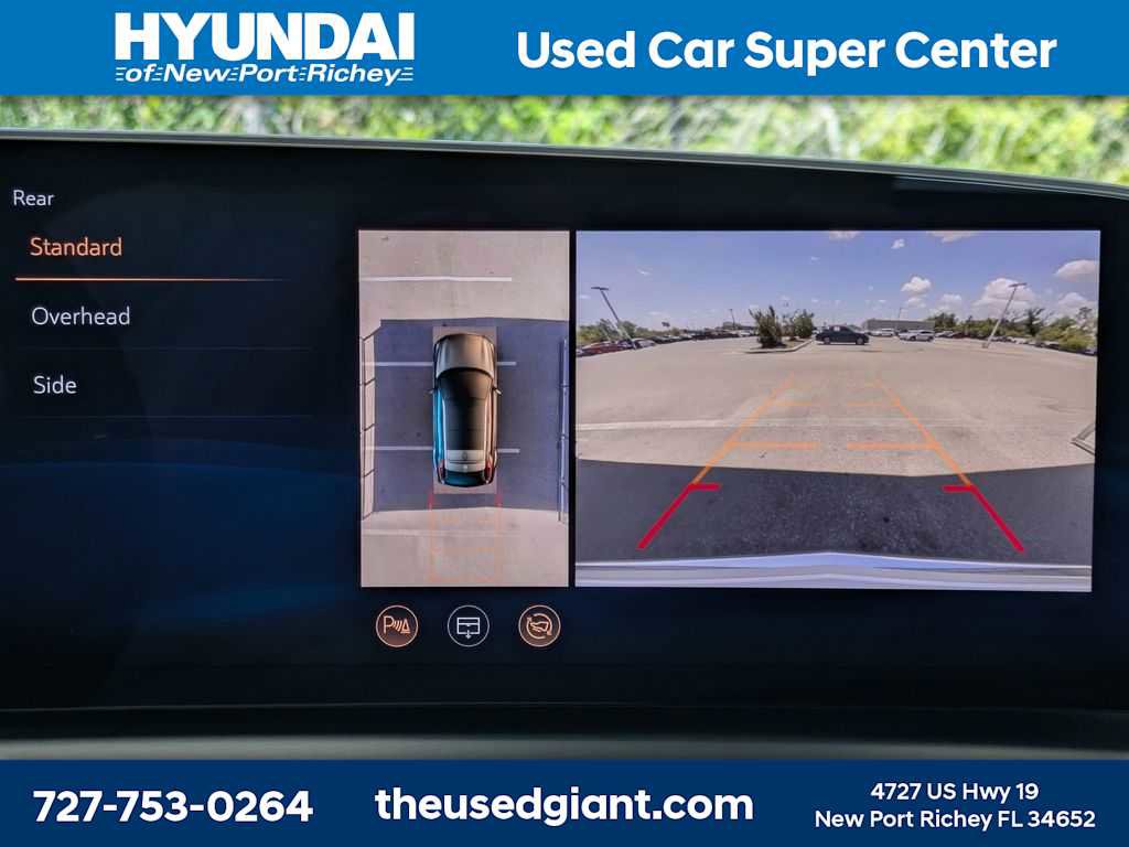 Used 2024 Cadillac Lyriq Luxury RWD image 26