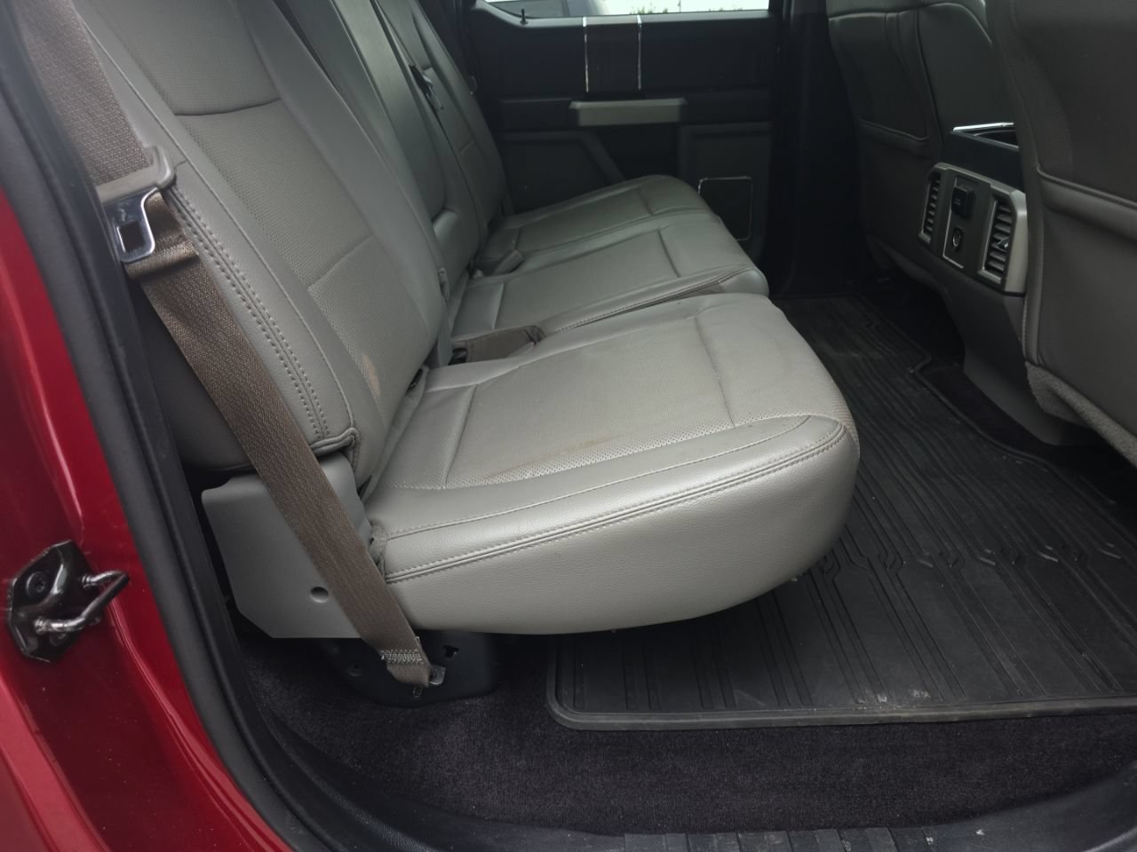 Used 2016 Ford F150 Lariat AWD/4WD image 18