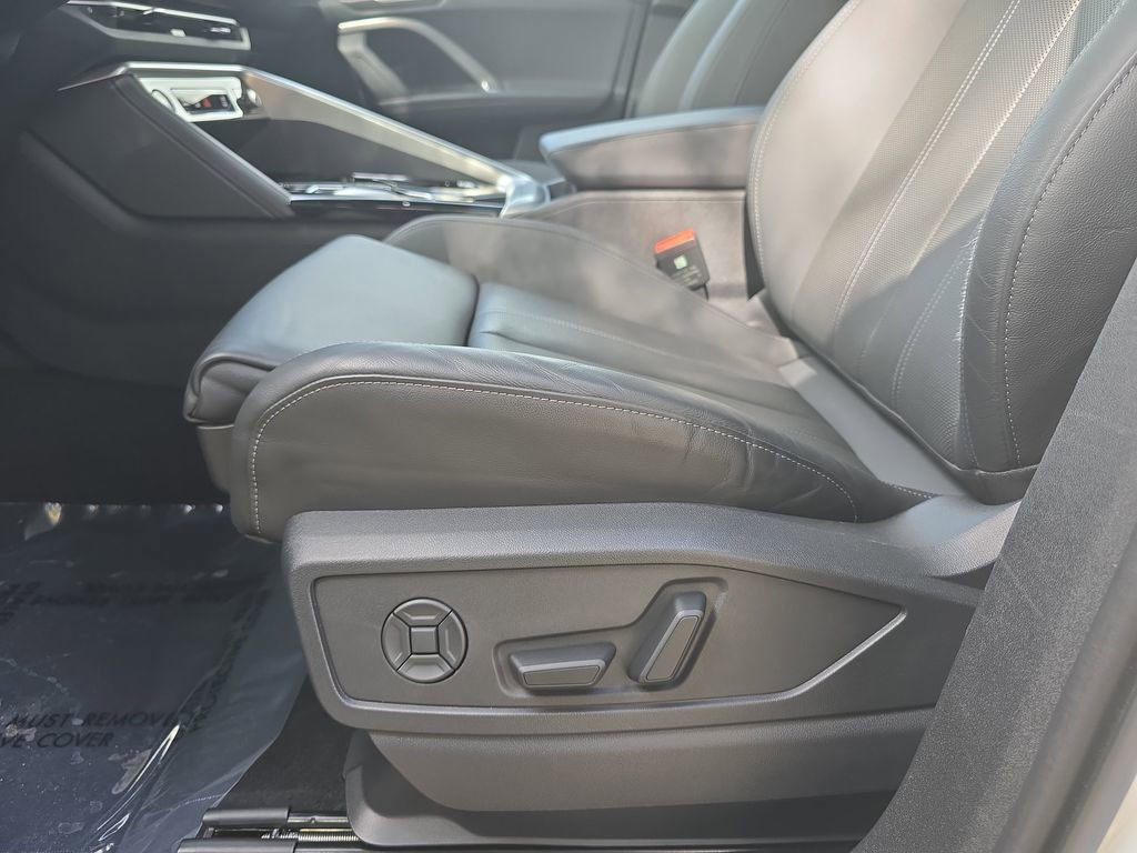 Certified 2025 Audi Q5 Premium Plus w/ Premium Plus image 24