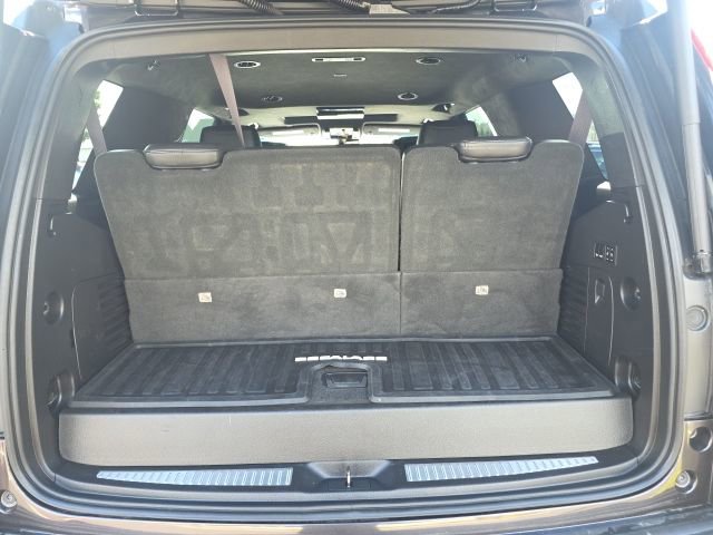 Used 2017 Cadillac Escalade Platinum AWD/4WD image 24