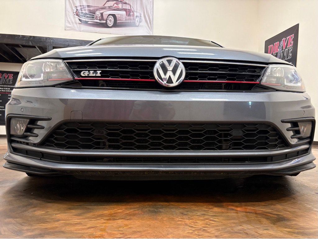 Used 2016 Volkswagen Jetta GLI SEL FWD image 5