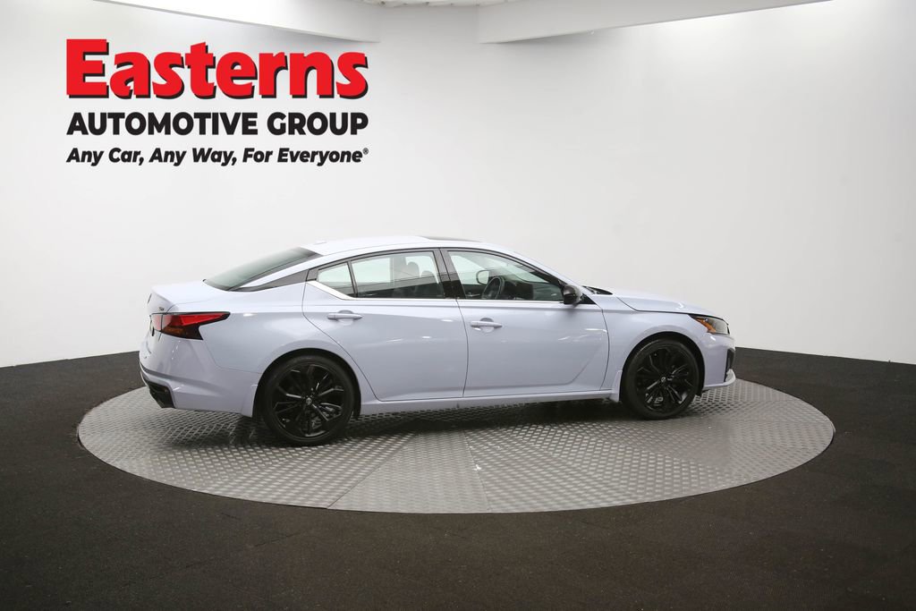 Used 2023 Nissan Altima 2.5 SR w/ SR Premium Package image 43