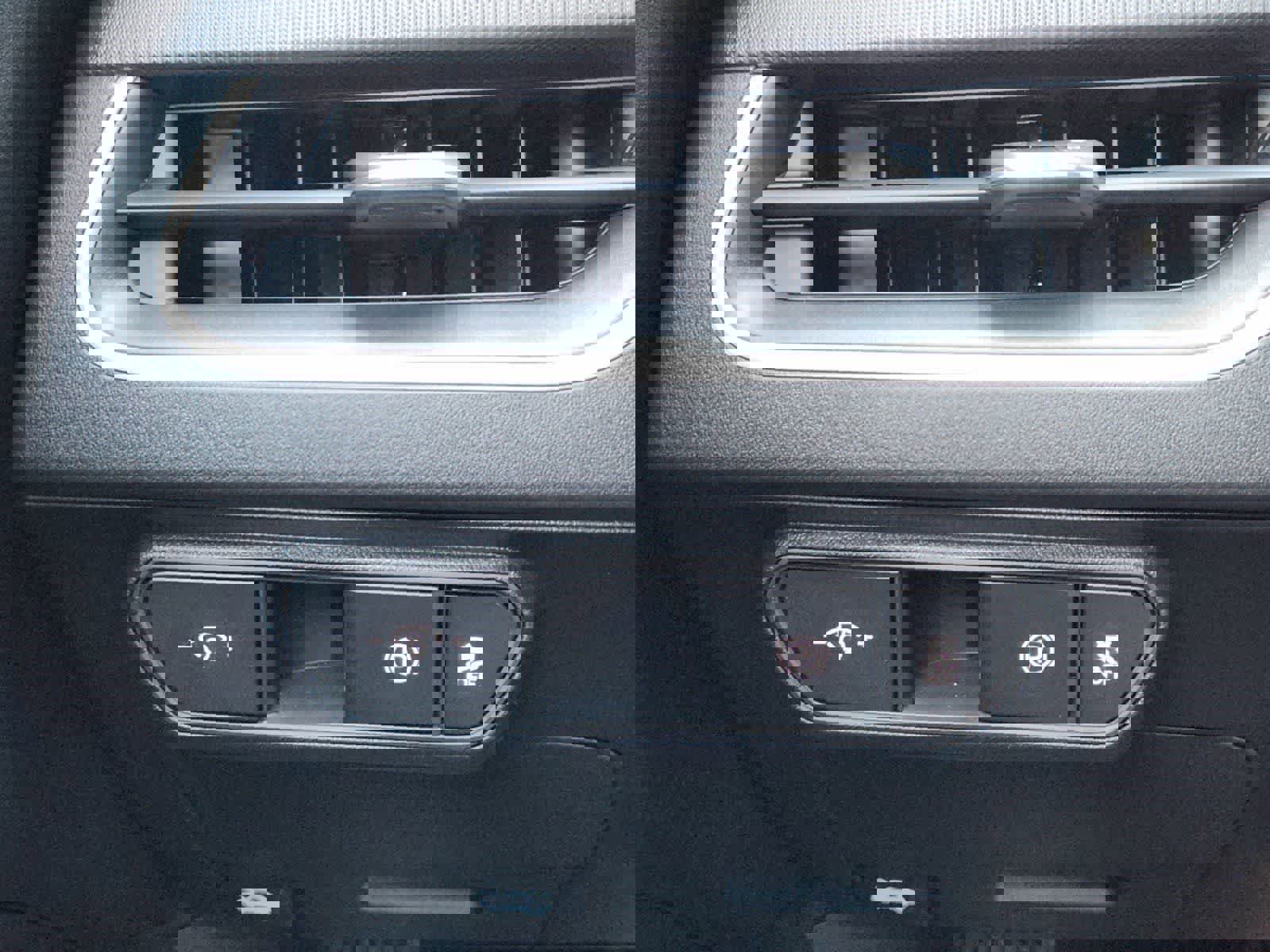 Certified 2025 Kia K4 LXS image 17