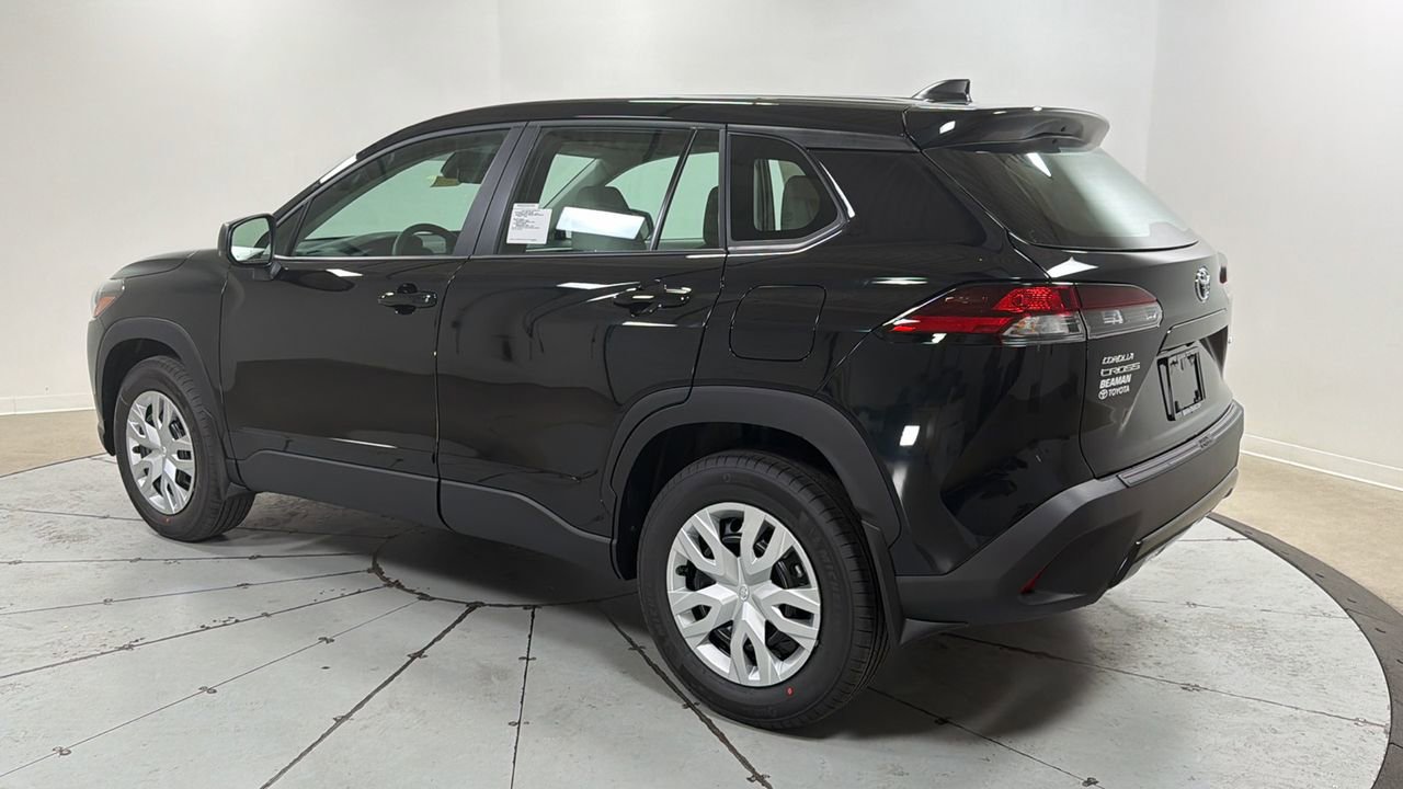 New 2026 Toyota Corolla Cross L image 7