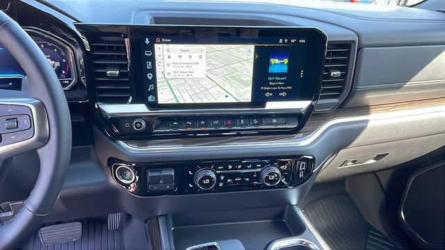 Used 2025 Chevrolet Silverado 1500 LT Trail Boss w/ LT Trail Boss Premium Package AWD/4WD image 17