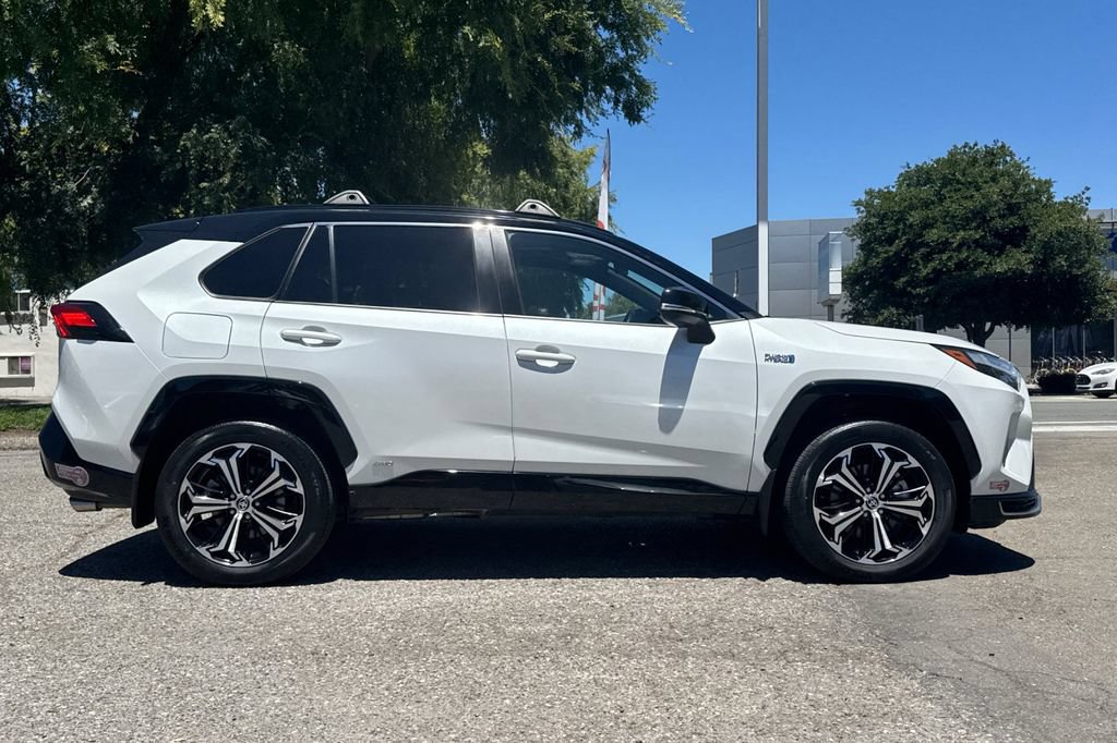 Certified 2024 Toyota RAV4 XSE AWD/4WD image 2