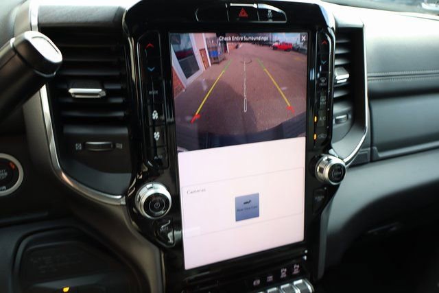 Used 2025 RAM 2500 Laramie image 27