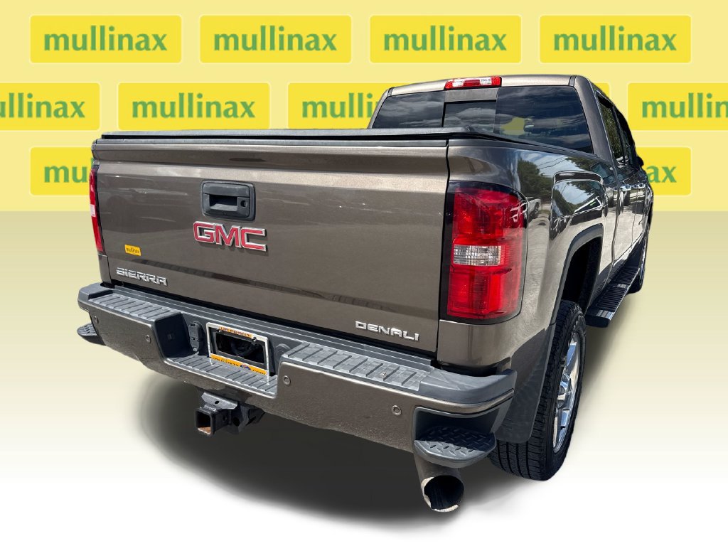 Used 2015 GMC Sierra 2500 Denali w/ Duramax Plus Package AWD/4WD image 4