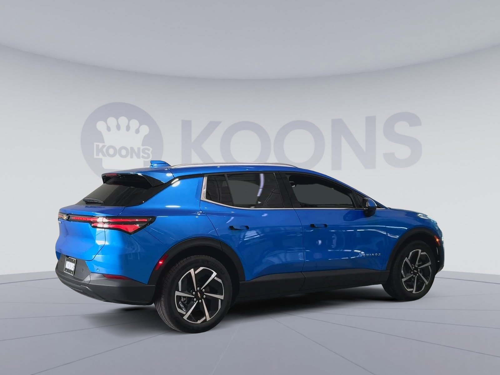 New 2026 Chevrolet Equinox EV LT image 2