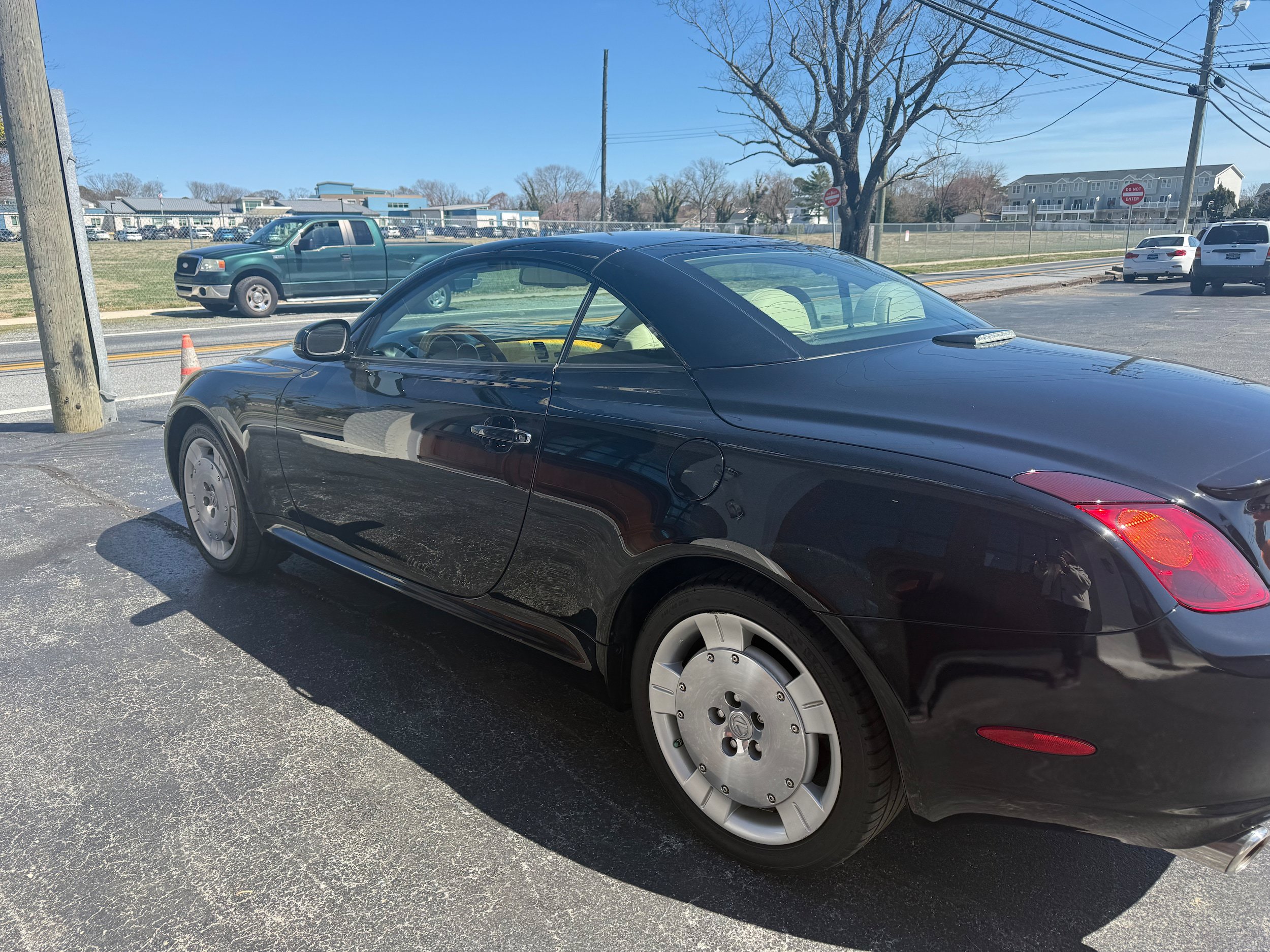 Used 2005 Lexus SC 430 Convertible RWD image 9