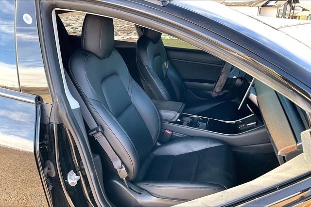Used 2019 Tesla Model 3 Long Range image 28