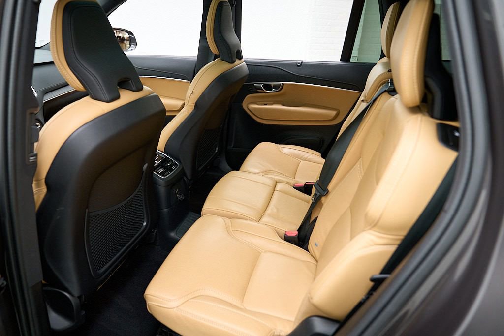 Certified 2024 Volvo XC90 T8 Ultimate AWD/4WD image 23
