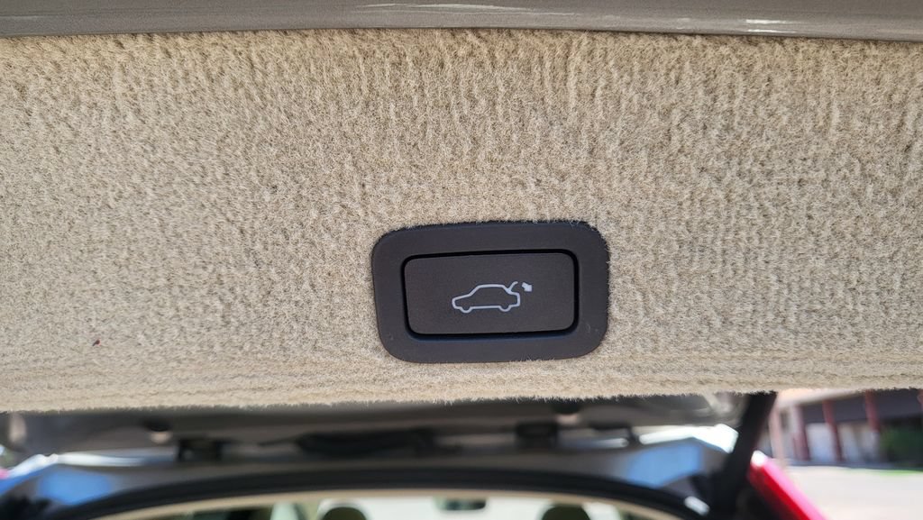 Used 2015 Volvo XC60 T5 Premier w/ Protection Package FWD image 15