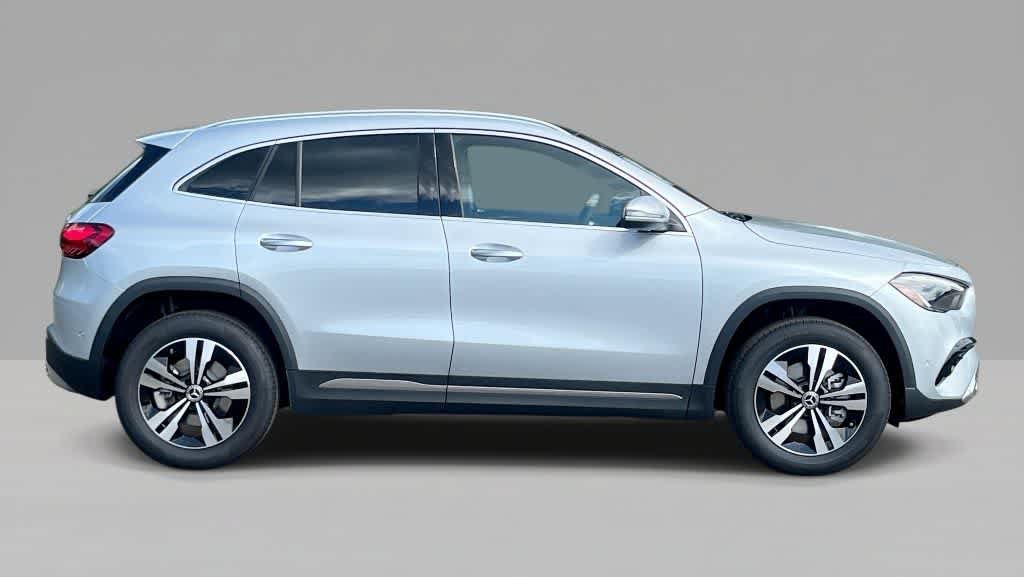 New 2026 Mercedes-Benz GLA 250 4MATIC image 9