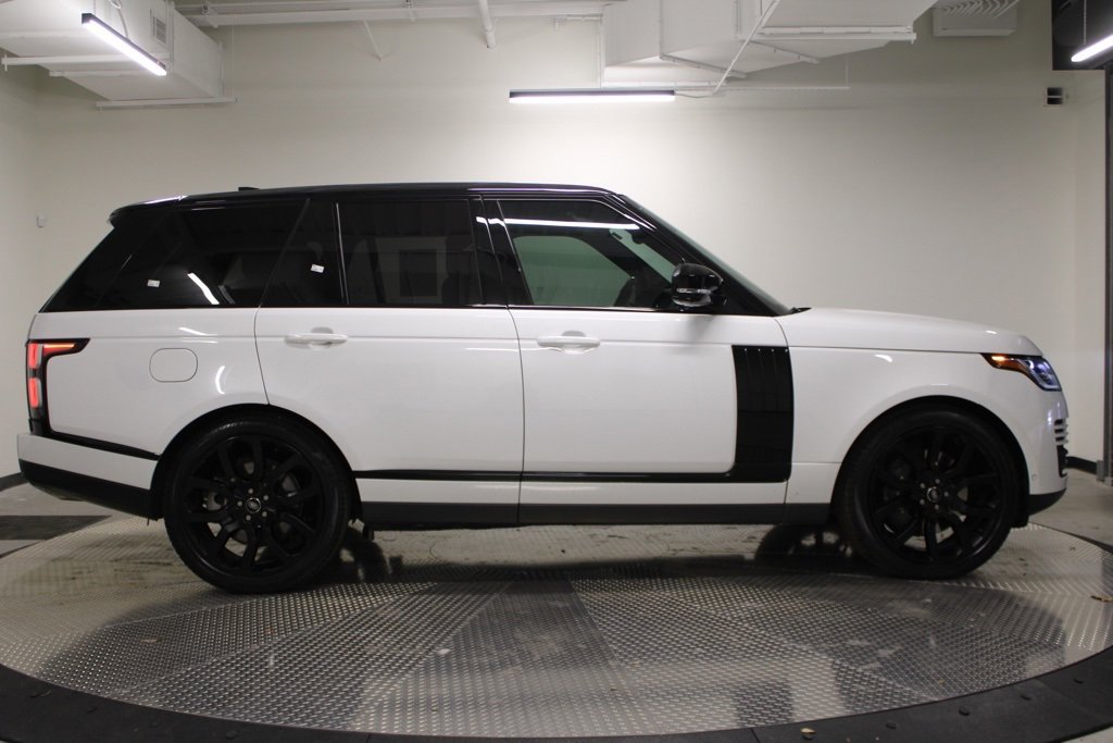 Used 2021 Land Rover Range Rover Westminster Edition image 12