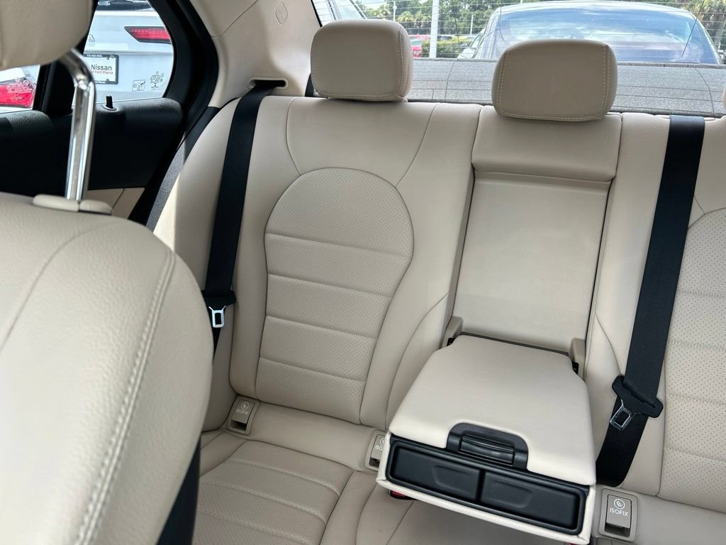 Used 2019 Mercedes-Benz C 300 Sedan image 12