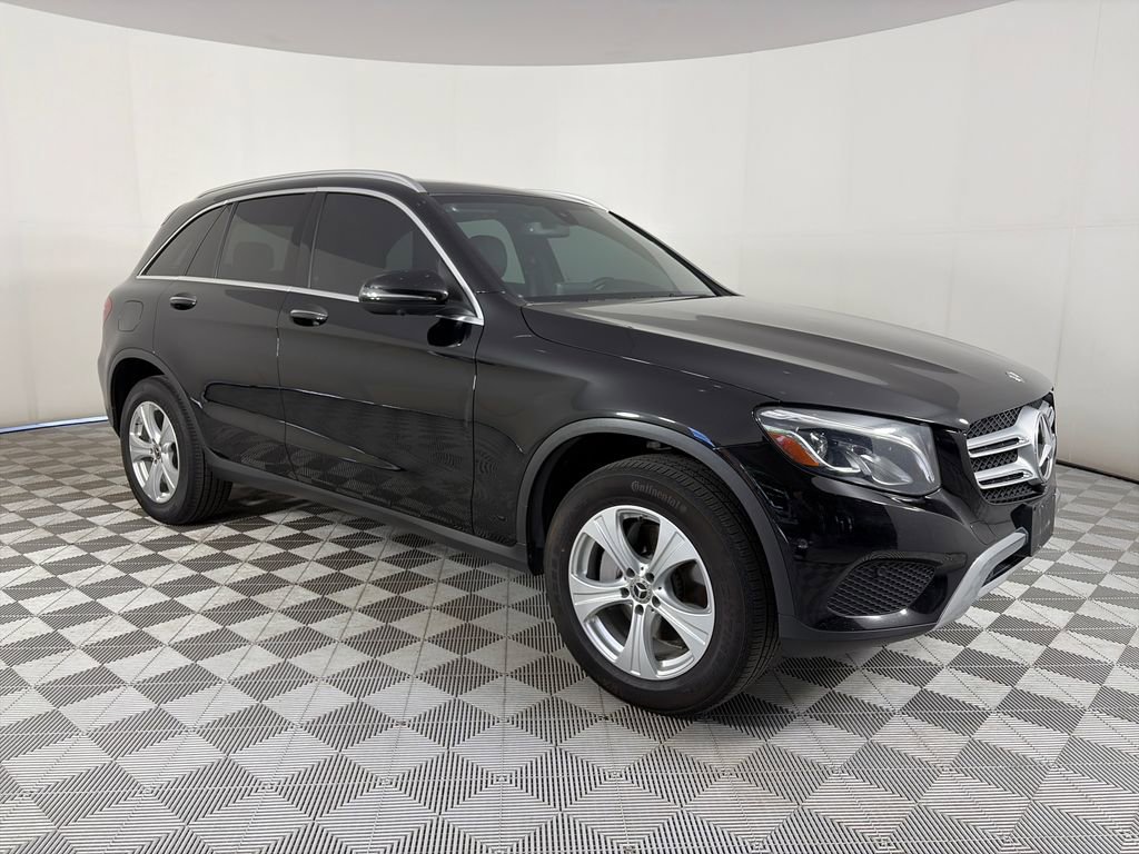 Used 2018 Mercedes-Benz GLC 300 4MATIC image 1