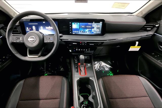 New 2025 Nissan Kicks SR w/ Illumination Package image 6