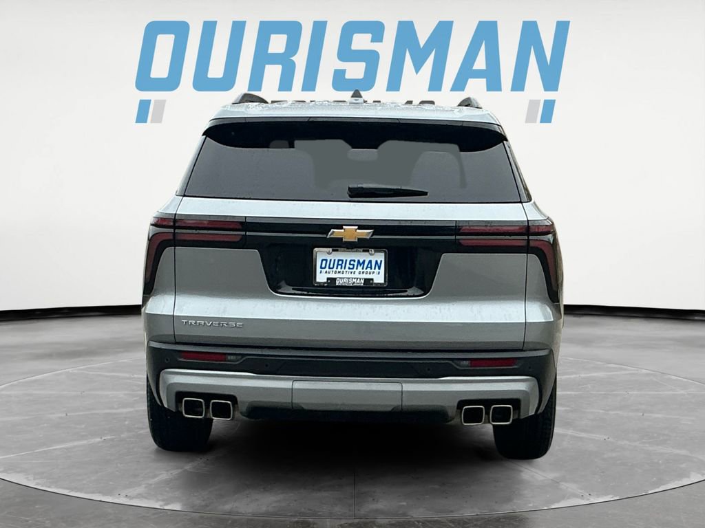 Used 2026 Chevrolet Traverse LT FWD image 6