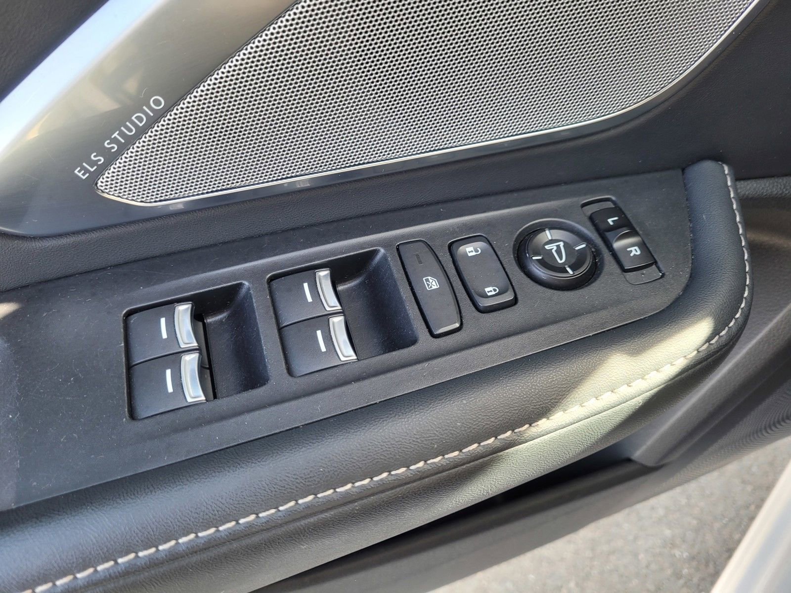 Used 2020 Acura RDX w/ Technology Package image 17