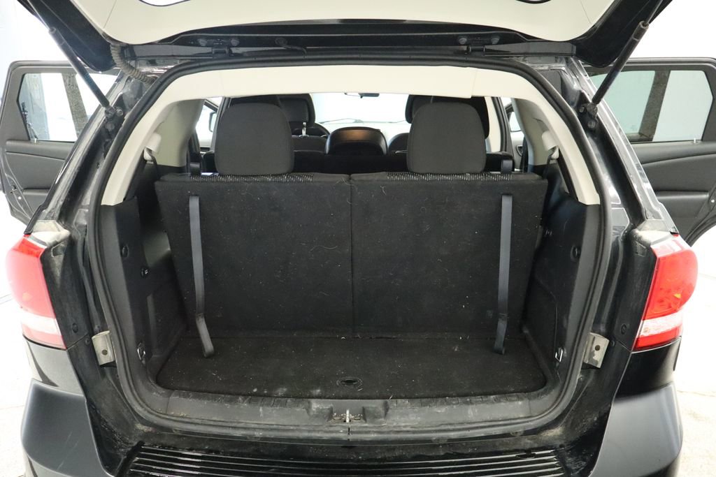 Used 2017 Dodge Journey SXT w/ Comfort/Convenience Group image 18