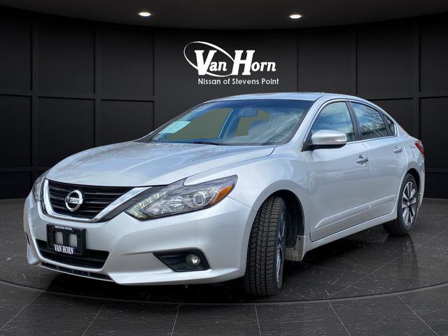 Used 2017 Nissan Altima 2.5 SL w/ 2.5 Technology Package image 3