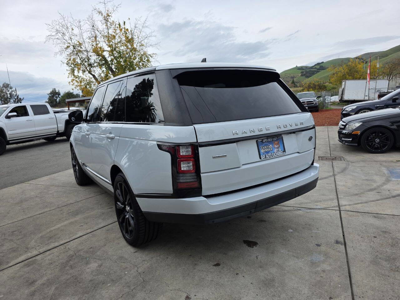 Used 2016 Land Rover Range Rover Supercharged image 8