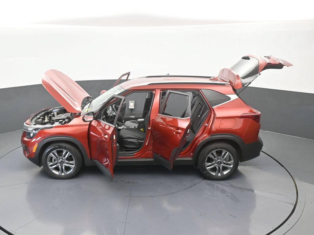 Used 2023 Kia Seltos S FWD image 60