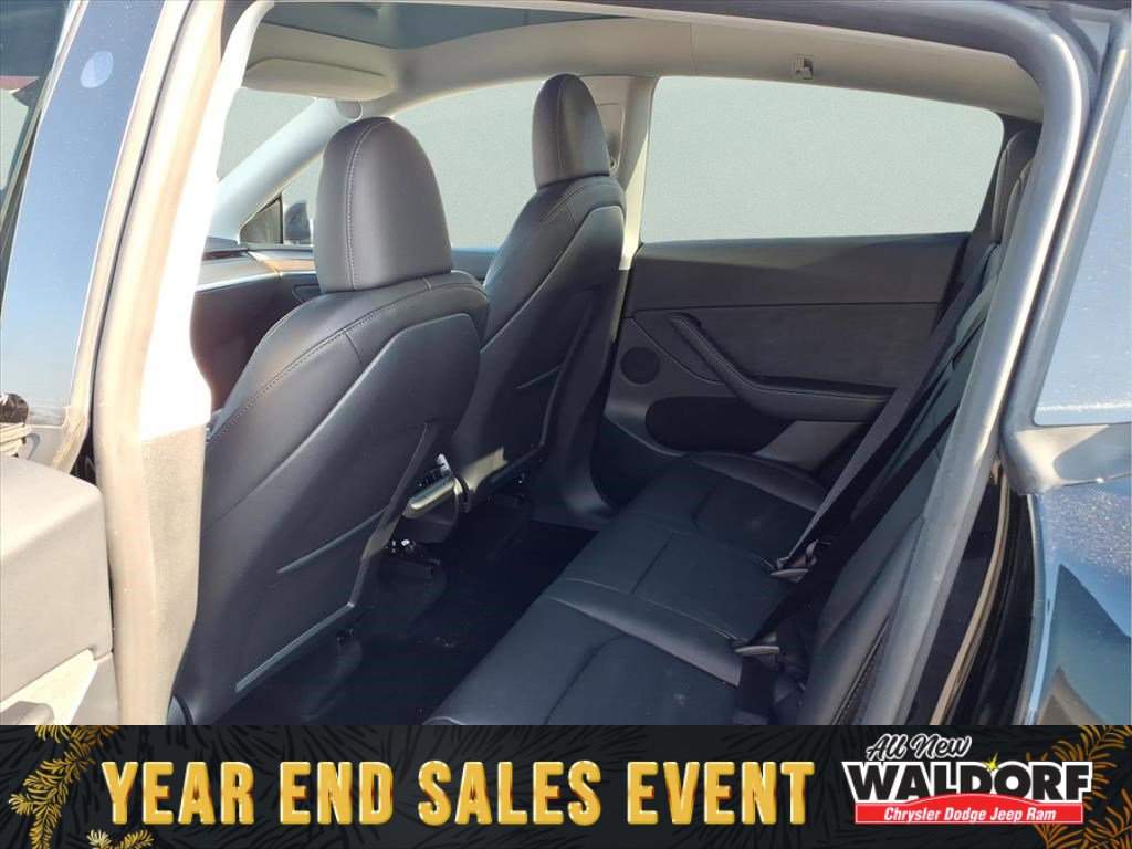 Used 2023 Tesla Model Y Performance image 10