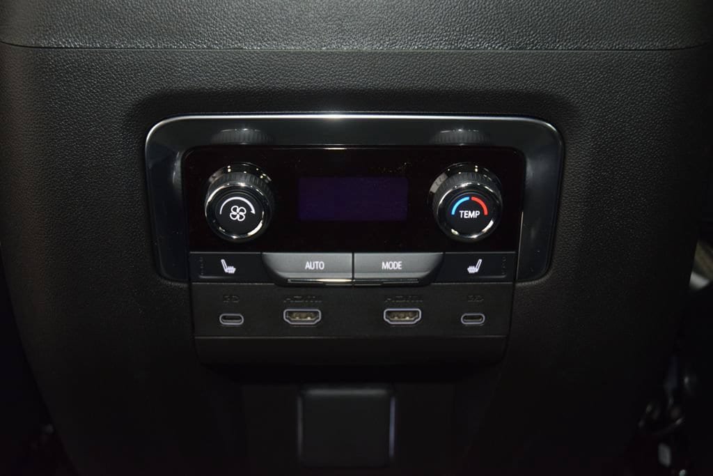 New 2026 Chevrolet Suburban High Country AWD/4WD image 44