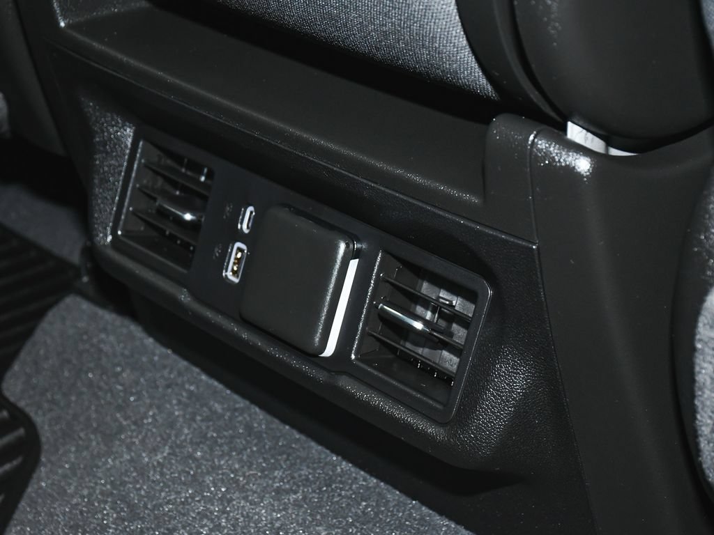 Used 2024 Chevrolet Silverado 2500 LT w/ All Star Edition AWD/4WD image 46
