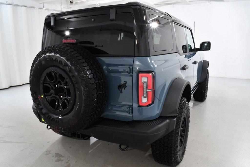 New 2025 Ford Bronco Badlands image 12