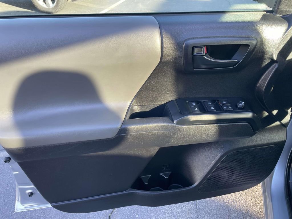 Used 2023 Toyota Tacoma SR w/ SR Convenience Package image 27