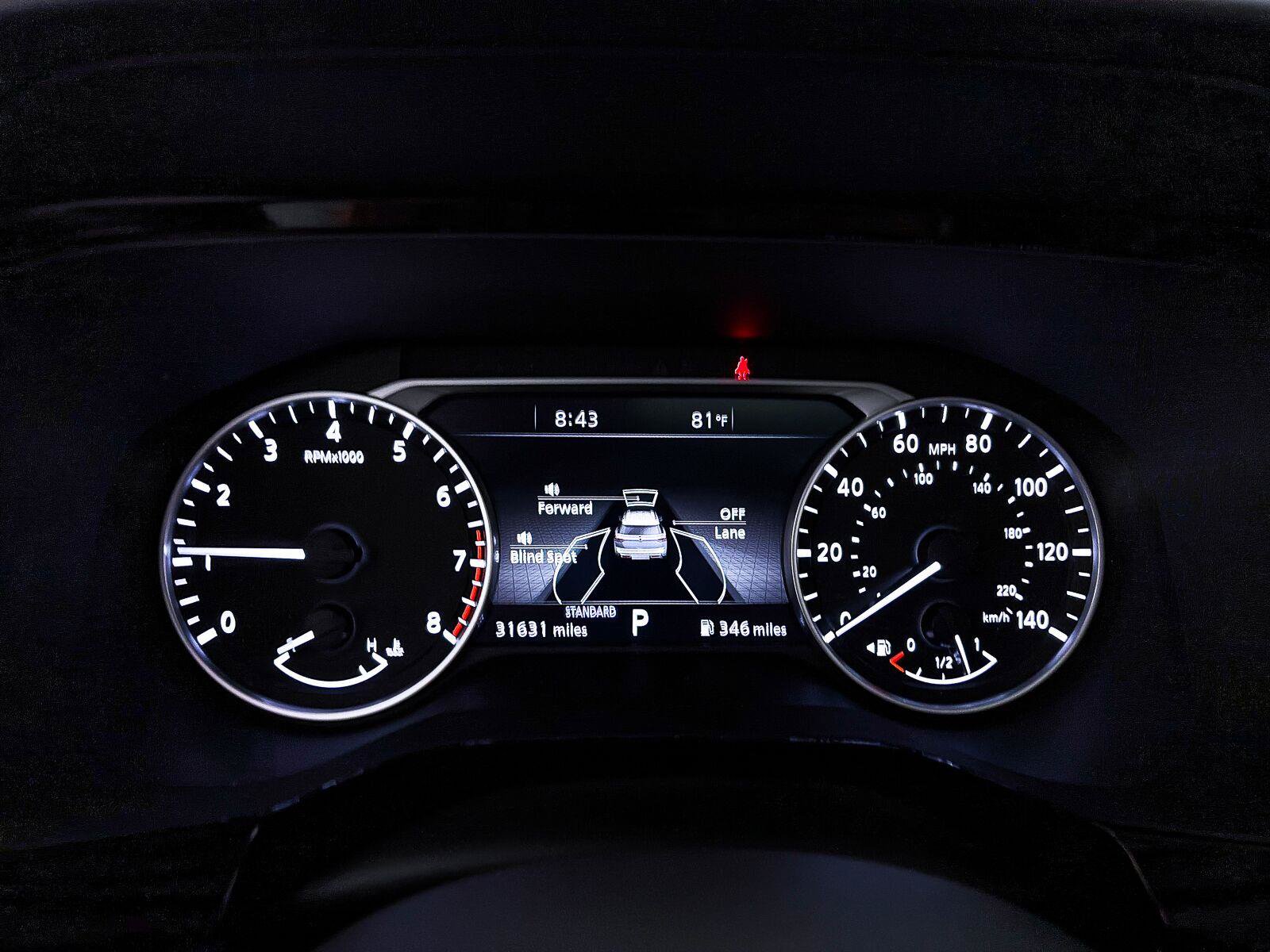 Used 2022 Nissan Pathfinder SL w/ SL Premium Package FWD image 33