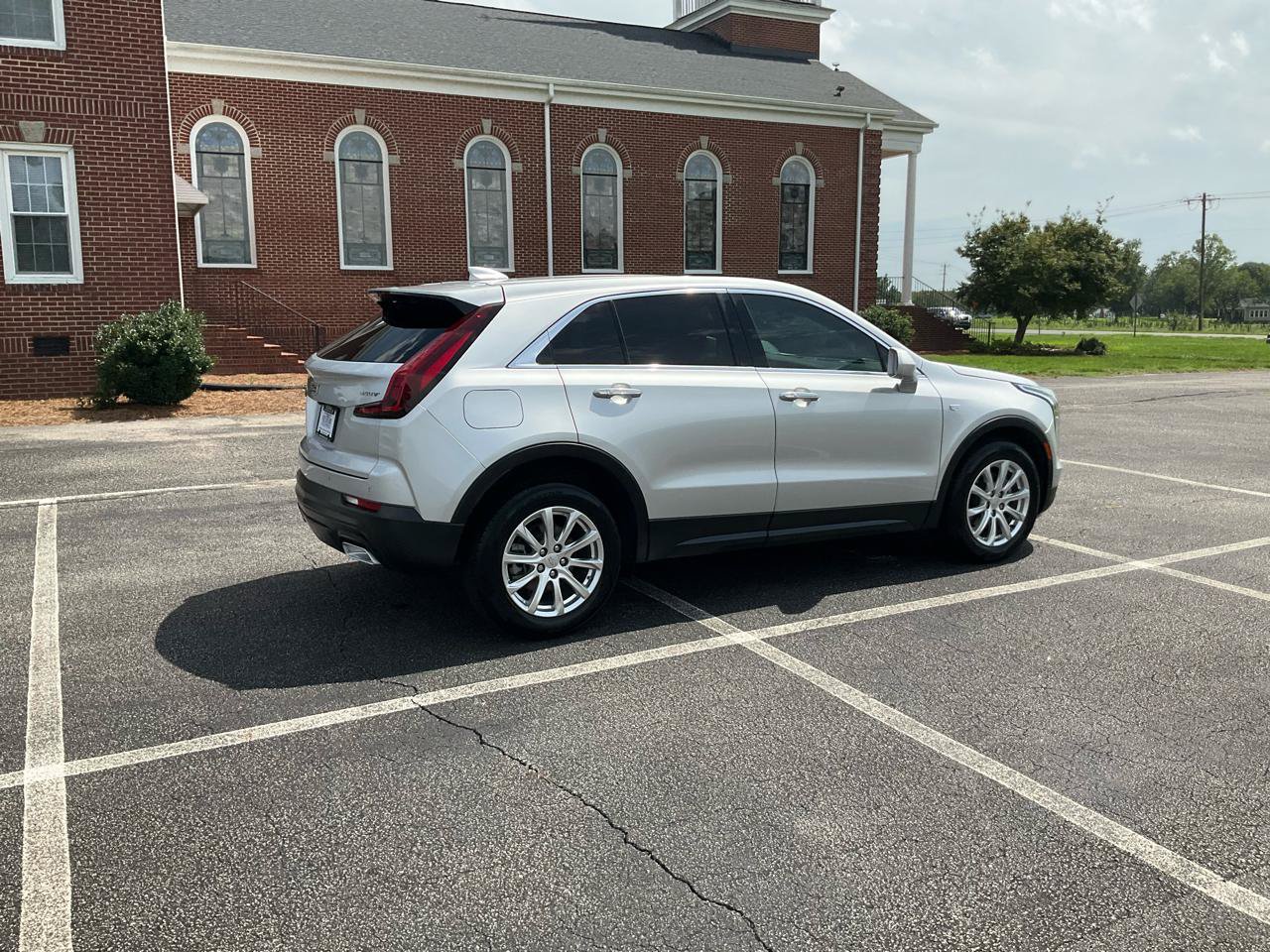 Used 2021 Cadillac XT4 Luxury FWD image 5