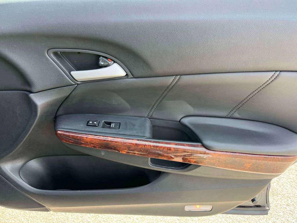 Used 2012 Honda Crosstour EX-L image 13