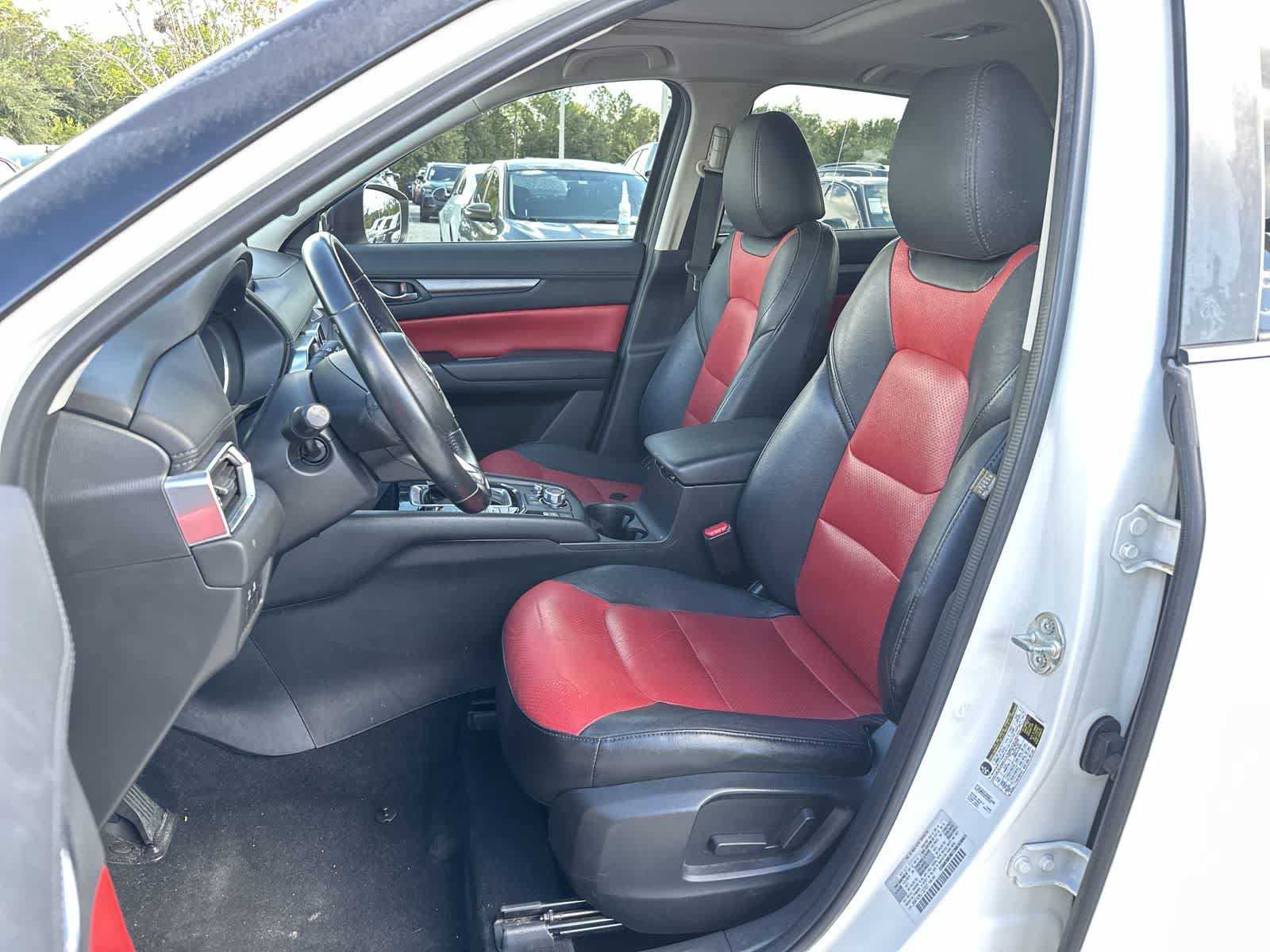 Used 2018 MAZDA CX-5 Touring w/ Preferred Equipment Package FWD image 3