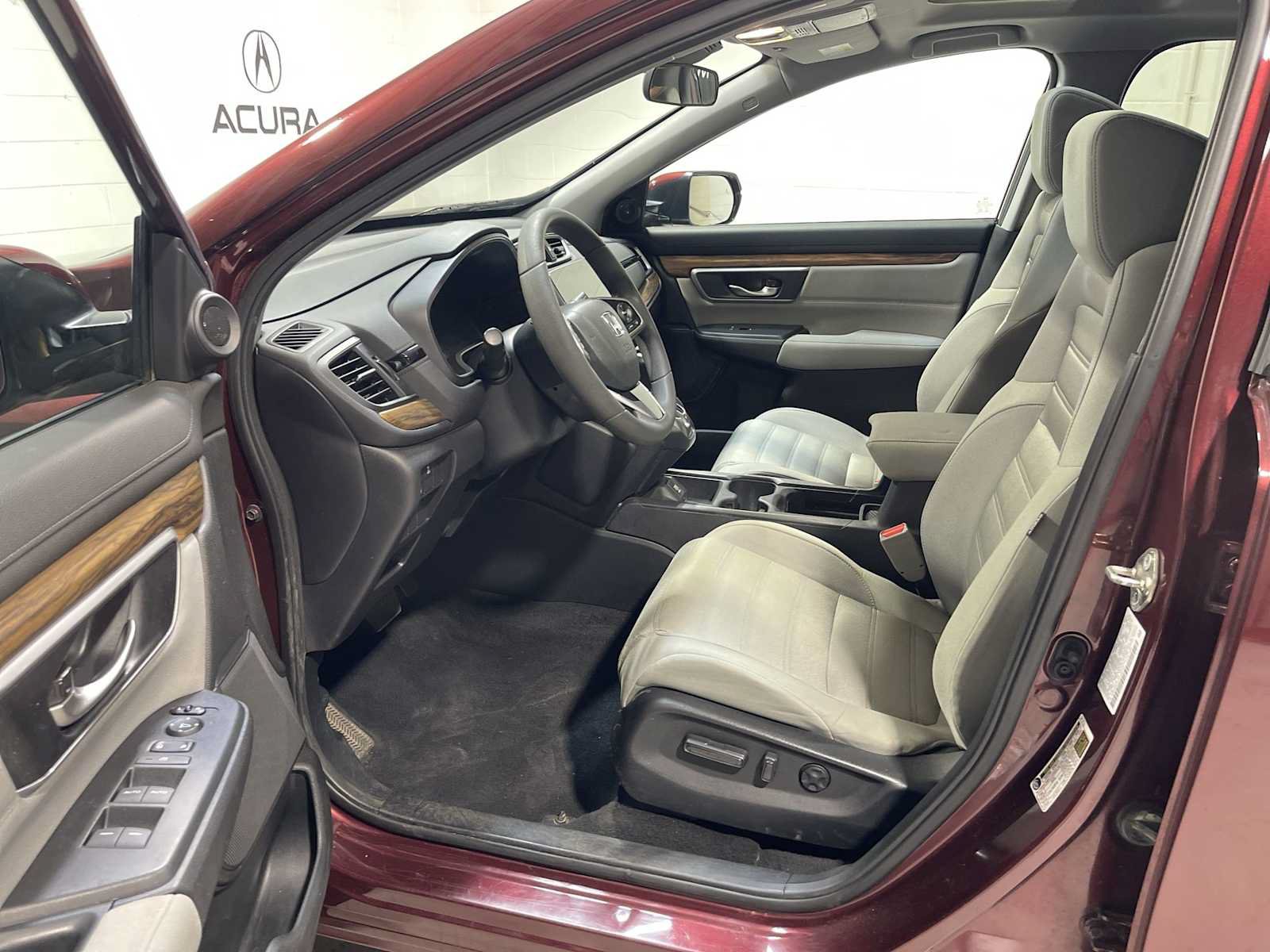 Used 2017 Honda CR-V EX image 2