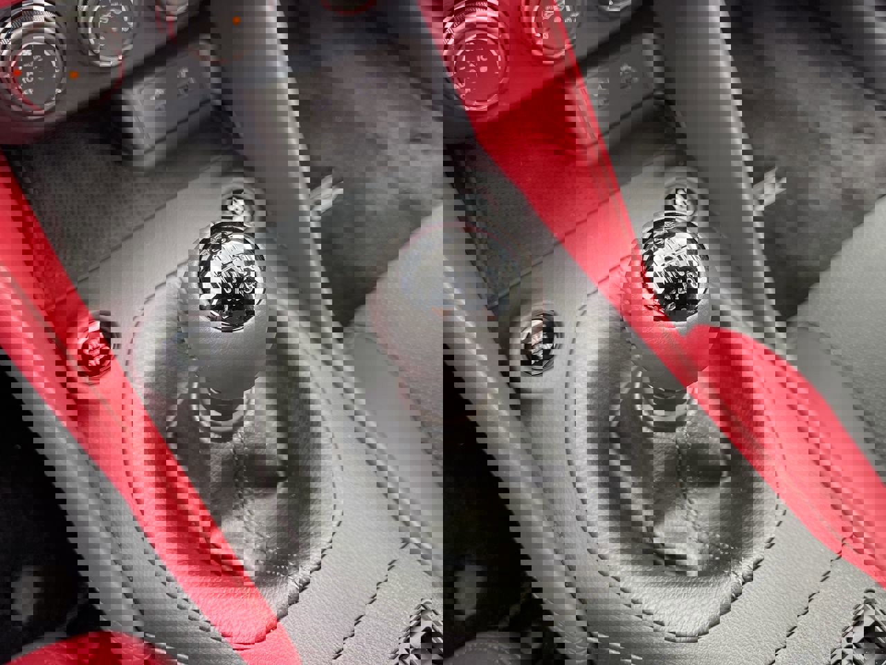 Used 2024 Nissan Z Performance w/ Floor Mat Package image 16