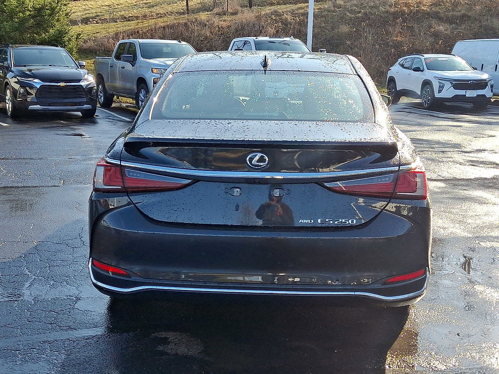 Used 2023 Lexus ES 250 w/ Premium Package AWD/4WD image 5