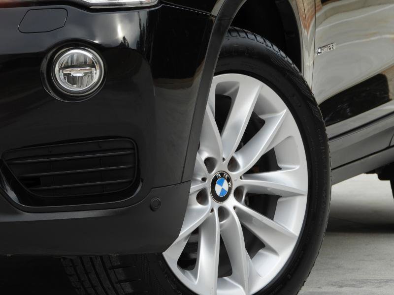 Used 2017 BMW X3 sDrive28i RWD image 4
