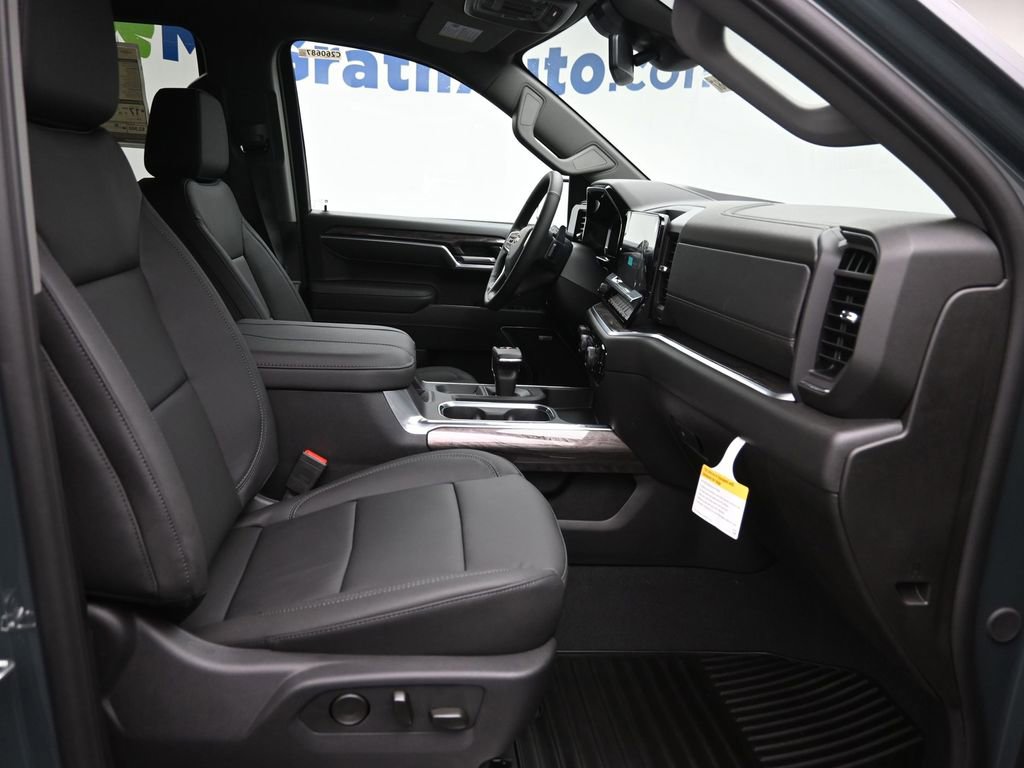 New 2026 Chevrolet Silverado 1500 LTZ w/ Z71 Off-Road Package image 7