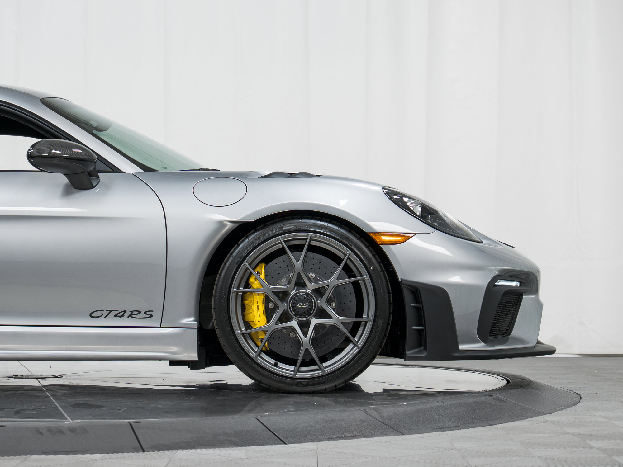 Used 2025 Porsche 718 Cayman GT4 RS image 11