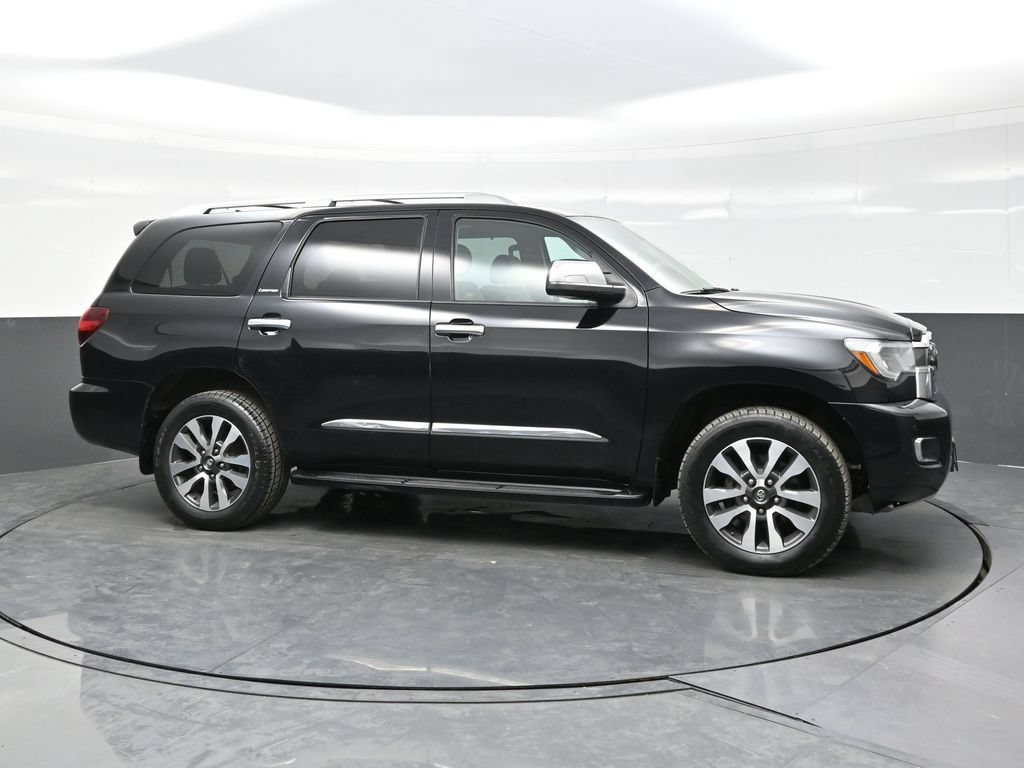 Used 2018 Toyota Sequoia Limited w/ Safety & Convenience Package AWD/4WD image 8